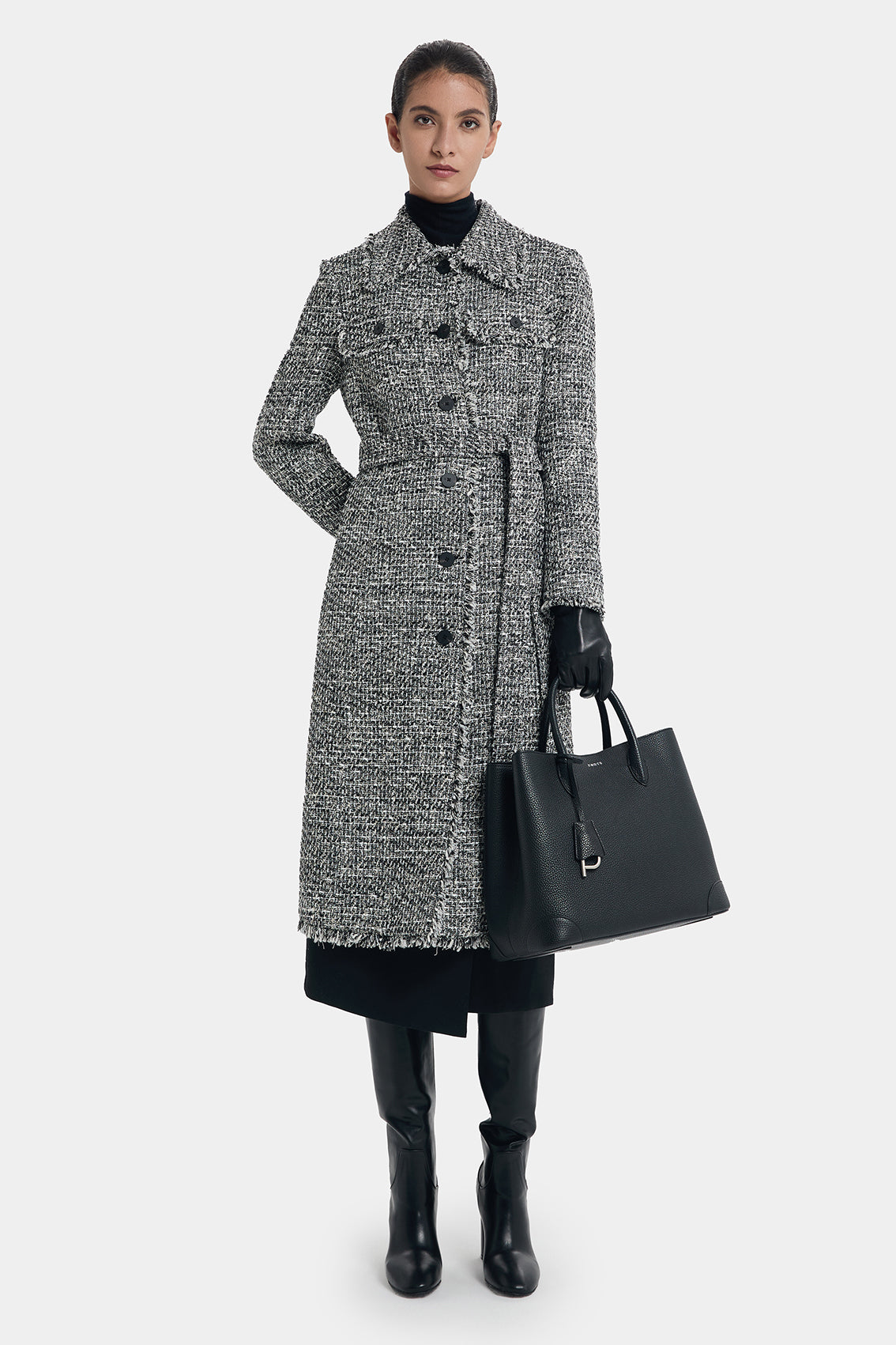 CLASSIC ELEGANCE OVERCOAT