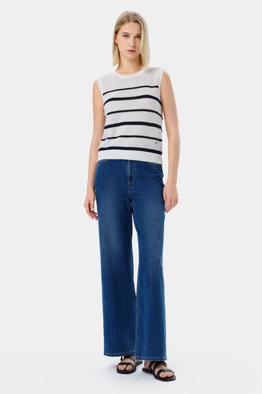 MONOCHROME CHIC TOP