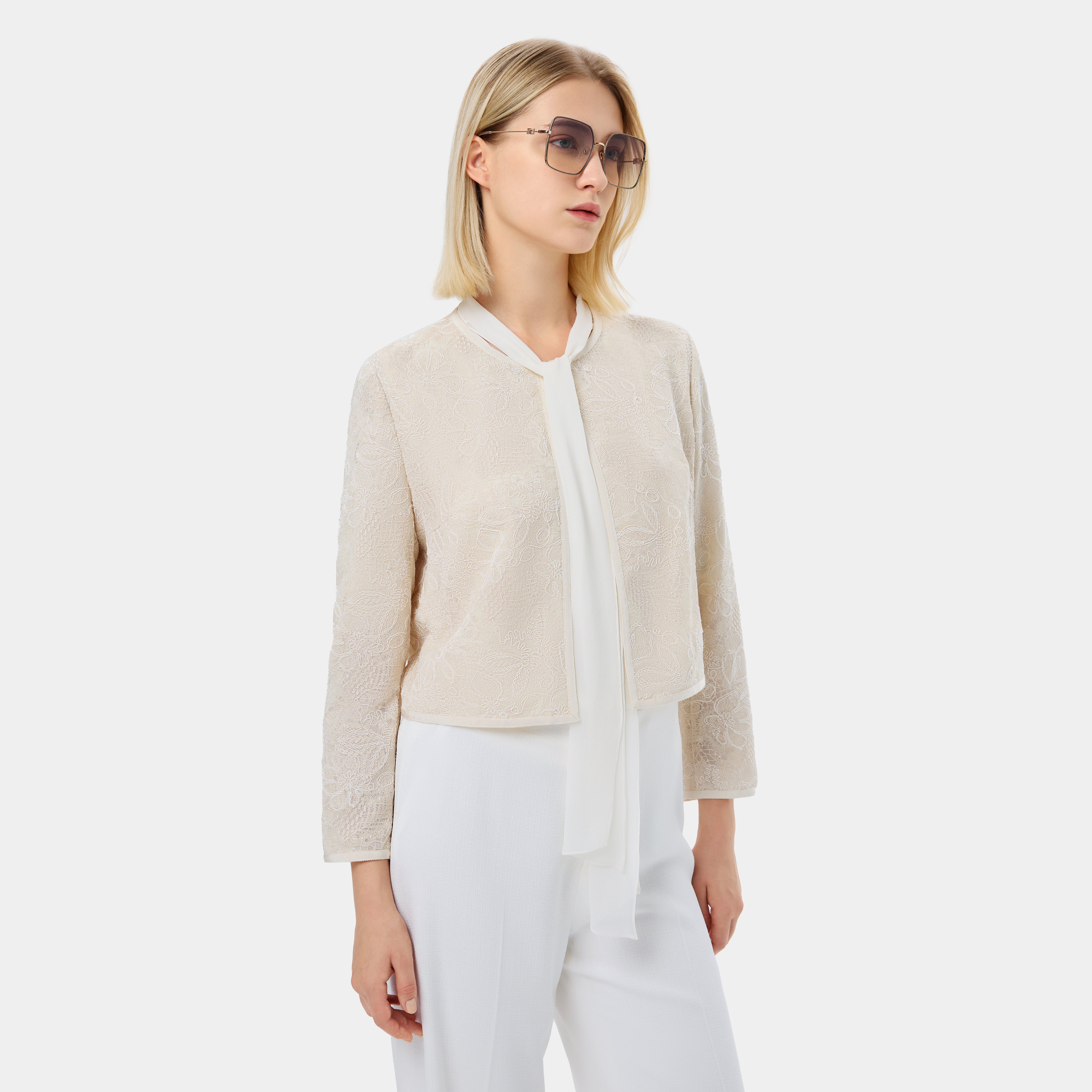 BLOSSOM CHIC CREAM JACKET