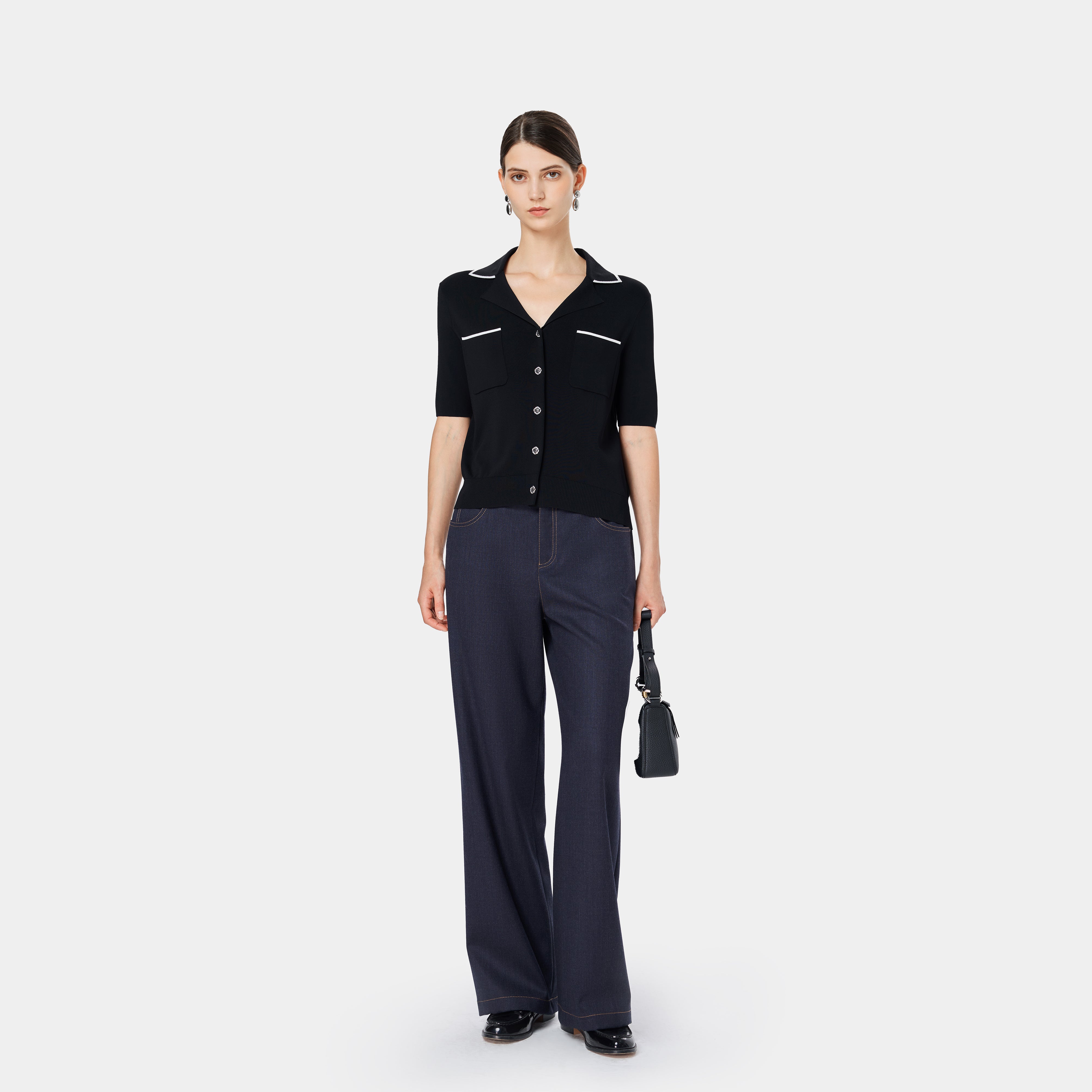 NOIR ELEGANCE CONTRAST TOP