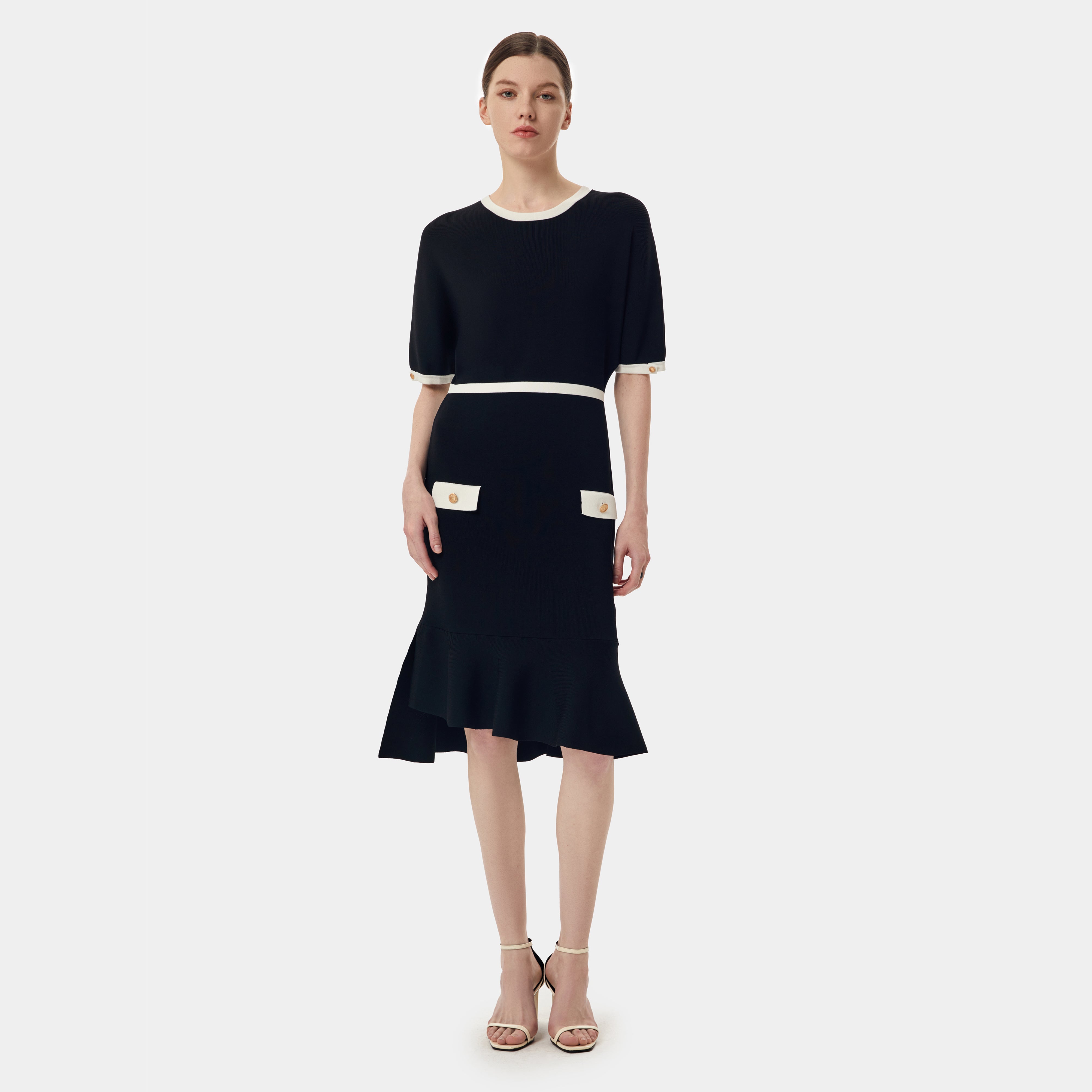 Knitted Midi Dress With Contrast Piping In Black