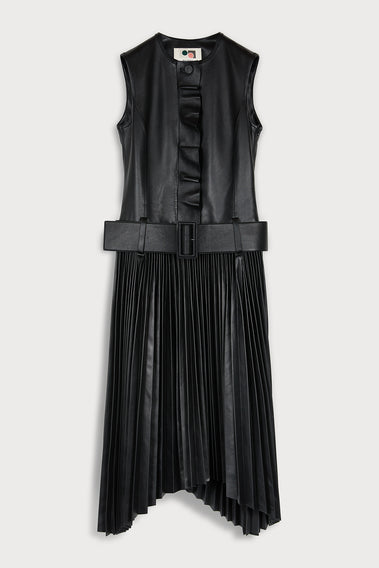 EFFORTLESS ELEGANCE IN LEATHER DRESS