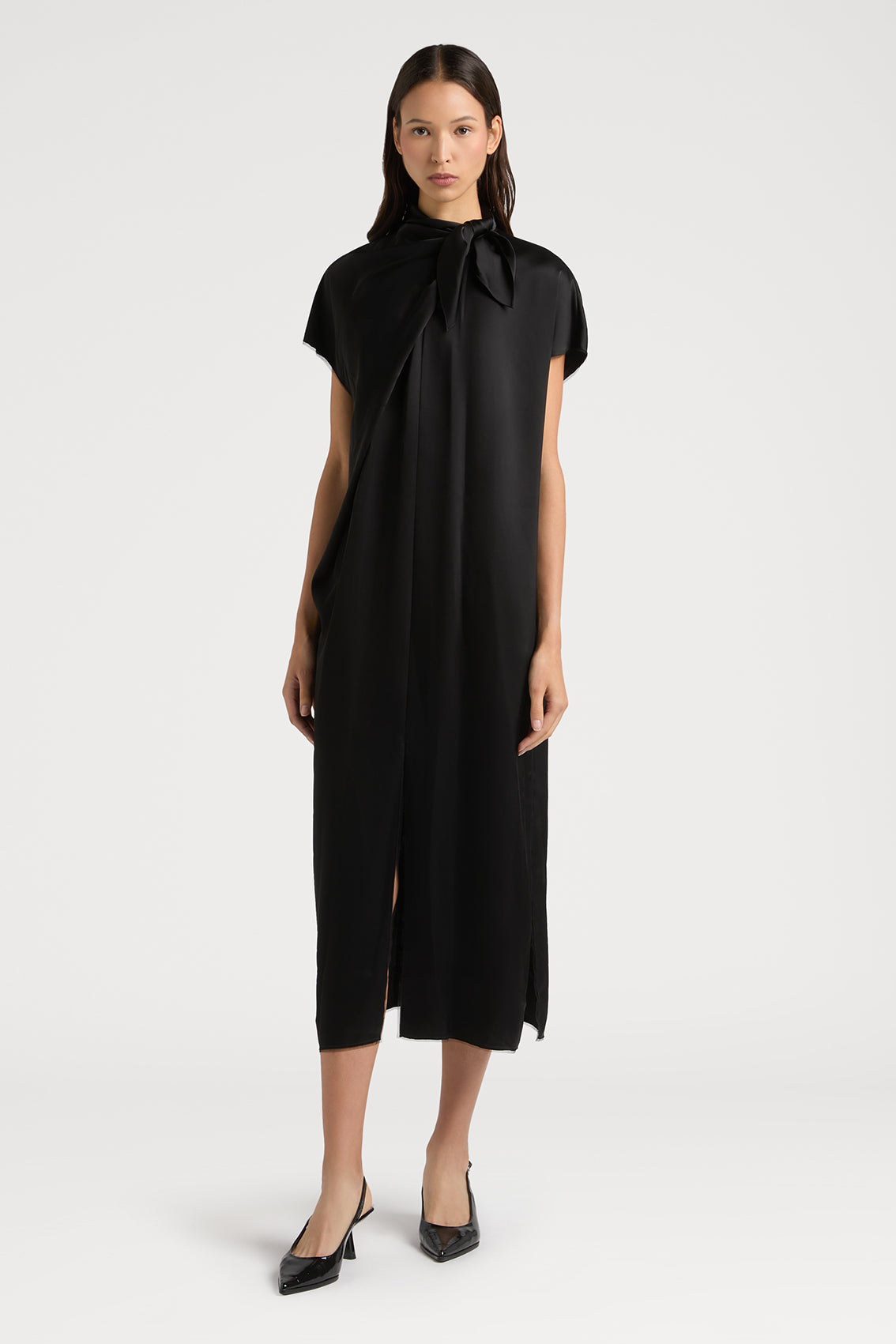 EFFORTLESS ELEGANCE - RIBBON TIE COLLAR DRESS