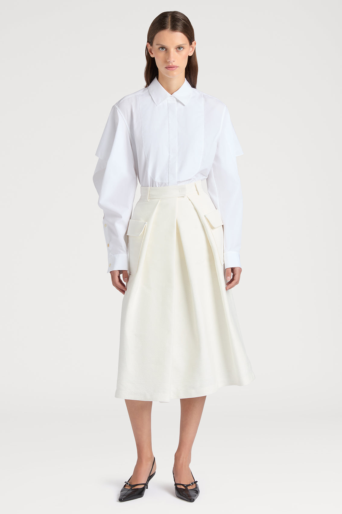 REFINED PORTS 1961 WHITE SHIRT - SHOWCASING DISTINCTIVE CUT-OUT DESIGN ELEMENTS