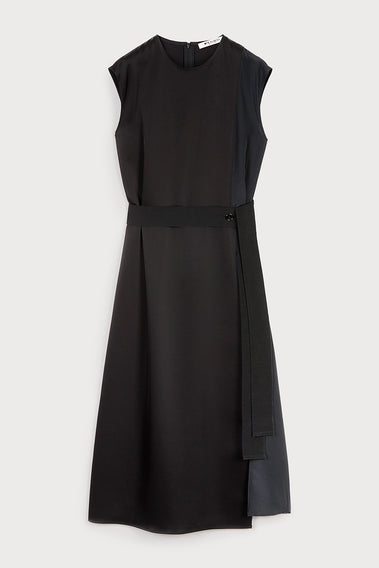 SOPHISTICATED EVERYDAY DRESS