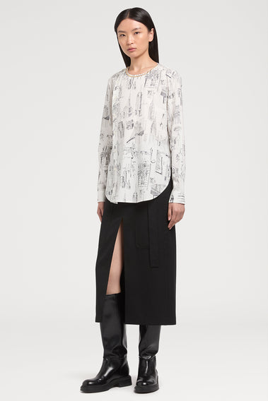 STRIKING BLACK AND WHITE SHIRT