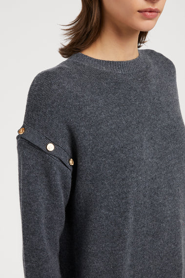 STYLISH AND FUNCTIONAL KNITWEAR - SMOG