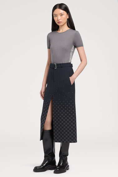 MODERN ELEGANCE EMBODIED SKIRT