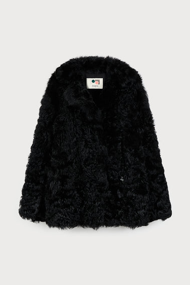 LUXURY BLACK WOOLFELL COAT OF TIMELESS ELEGANCE
