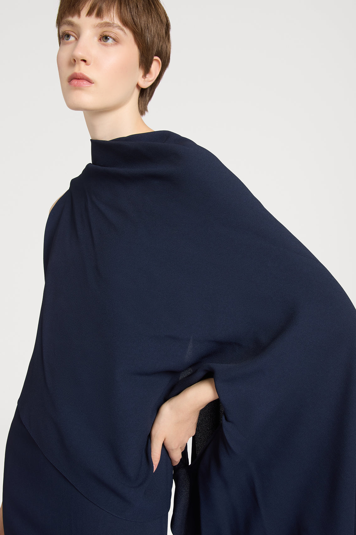 ELEGANT NAVY BLUE CAPE DRESS – Ports1961