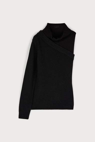 STRIKING ONE-SHOULDER ENSEMBLE KNITWEAR