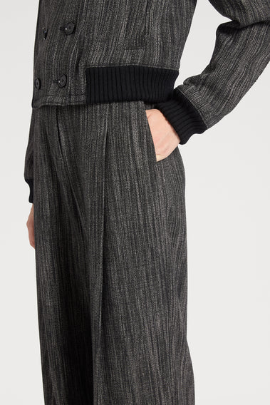 ELEGANT DARK GREY WIDE-LEG TROUSERS