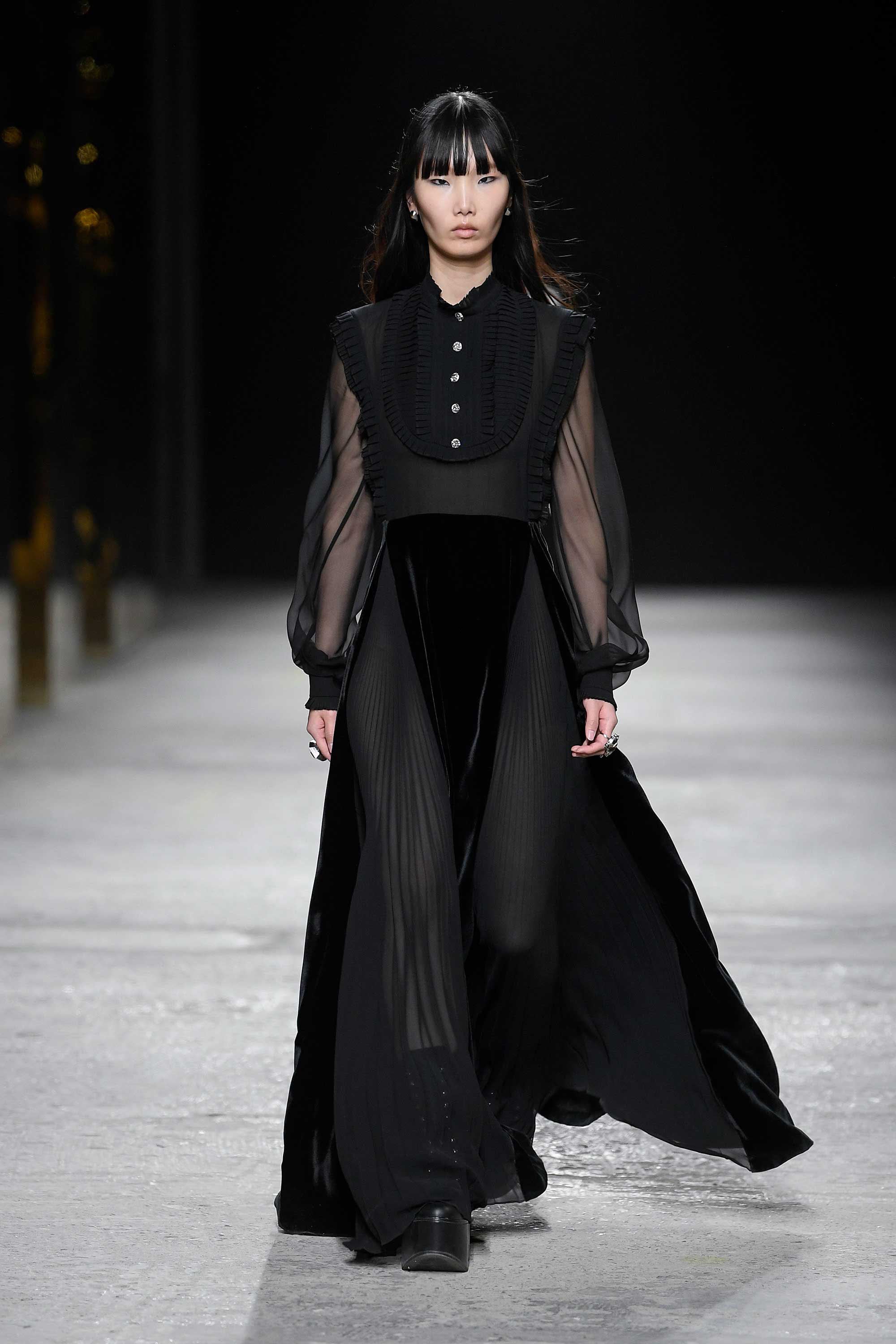ports 1961 black shirt dress EFFORTLESS ELEGANCE IN LEATHER DRESS, 999-BLACK / 34
